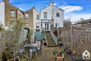 Photo 16- click for photo gallery